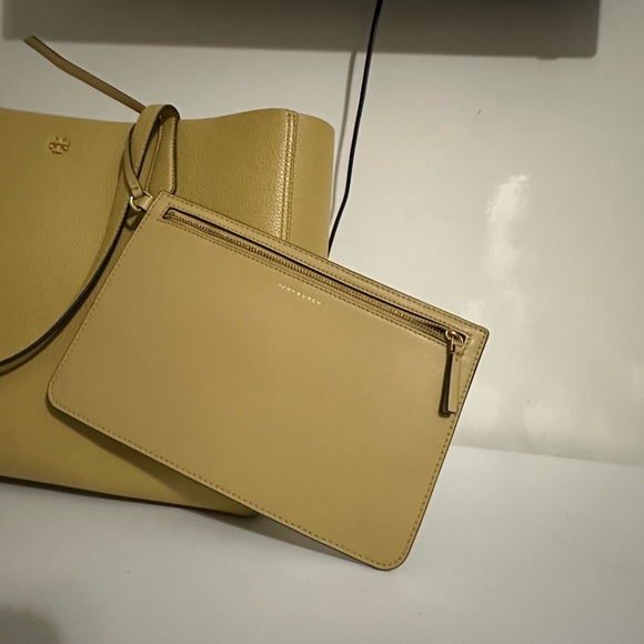 Pre loved Tory Burch Blake Large tote bag with detachable pouch - Picture 4 of 6